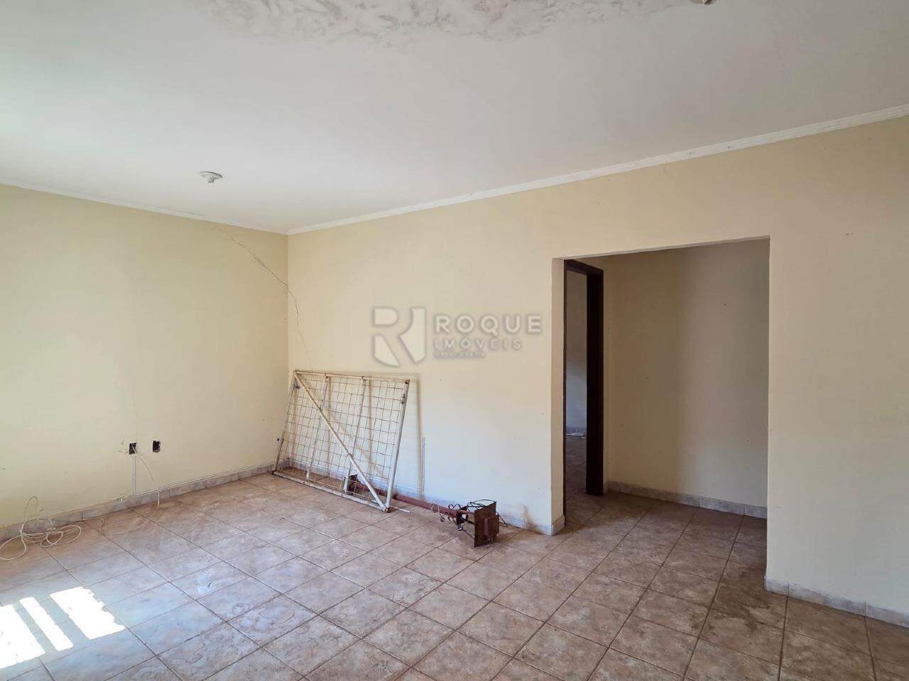 Casa Residencial à venda no bairro Vila Cristovam: Sala - Casa 2