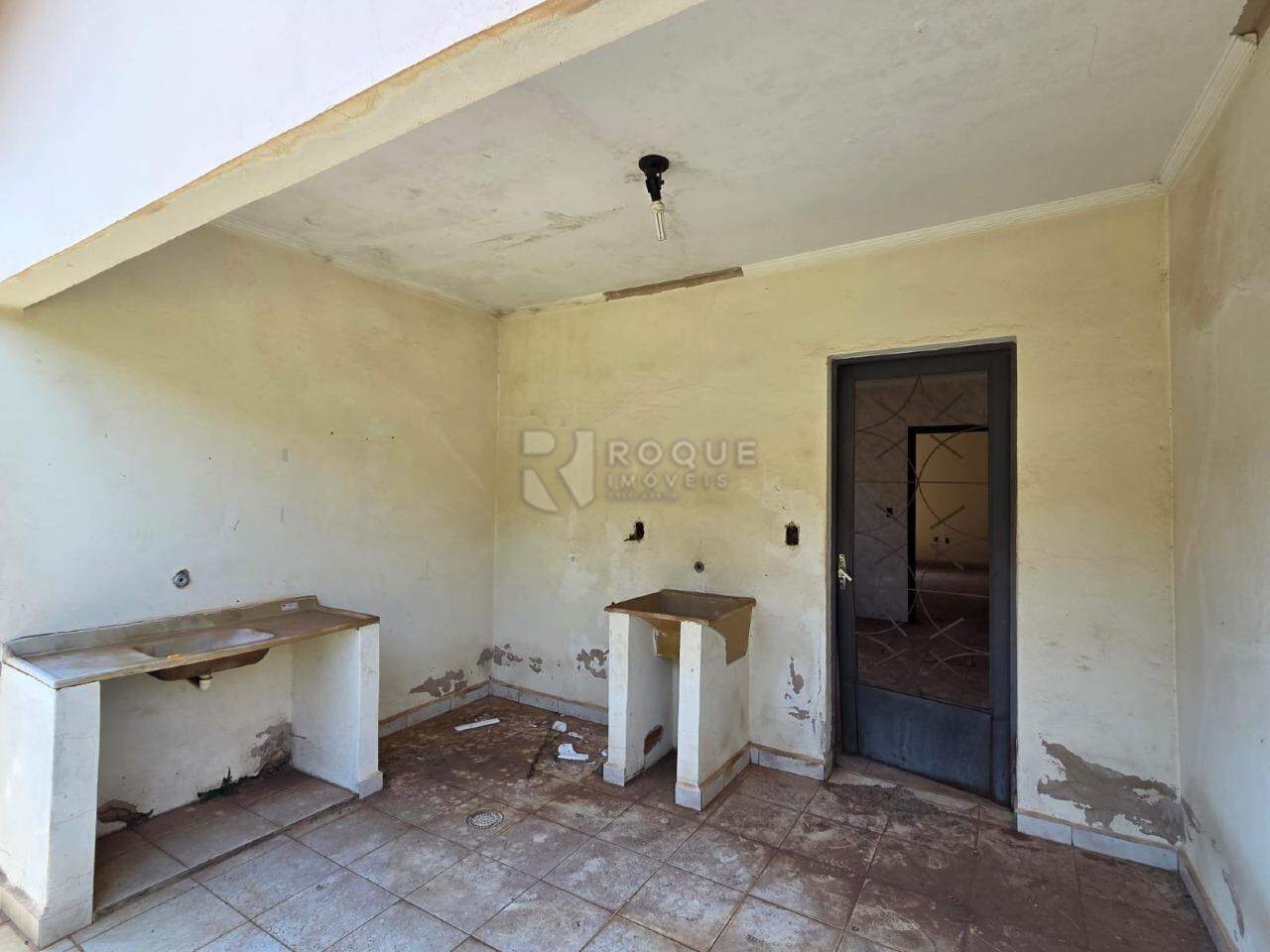 Casa Residencial à venda no bairro Vila Cristovam: Área de serviço - Casa 2