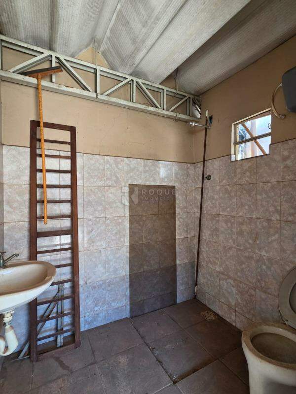 Casa Residencial à venda no bairro Vila Cristovam: WC Externo - Casa 1