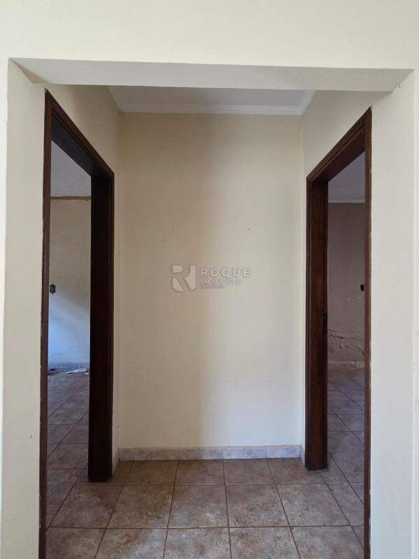 Casa Residencial à venda no bairro Vila Cristovam: Hall - Casa 2