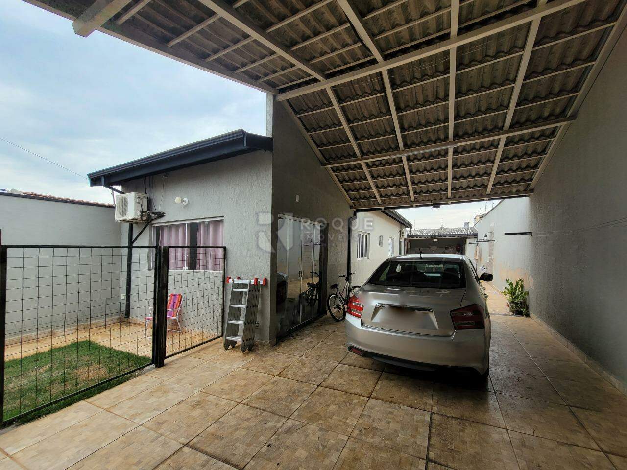 Casa Residencial à venda no bairro Residencial Morada das Acácias: Garagem