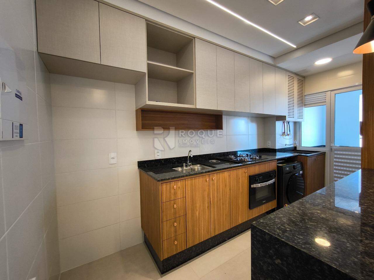 Apartamento à venda no bairro Jardim Santa Adélia: COZINHA