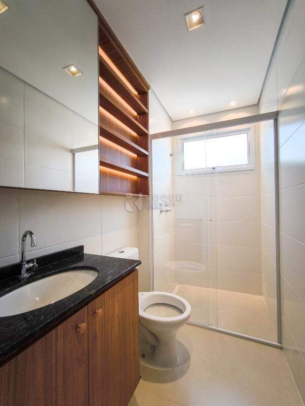 Apartamento à venda no bairro Jardim Santa Adélia: WC SUÍTE