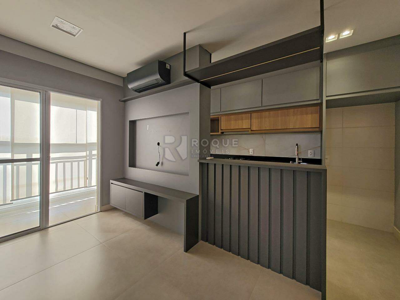 Apartamento à venda no bairro Chácara Boa Vista da Graminha: Sala