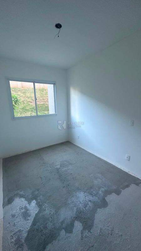 Apartamento à venda no bairro Jardim Esteves: 