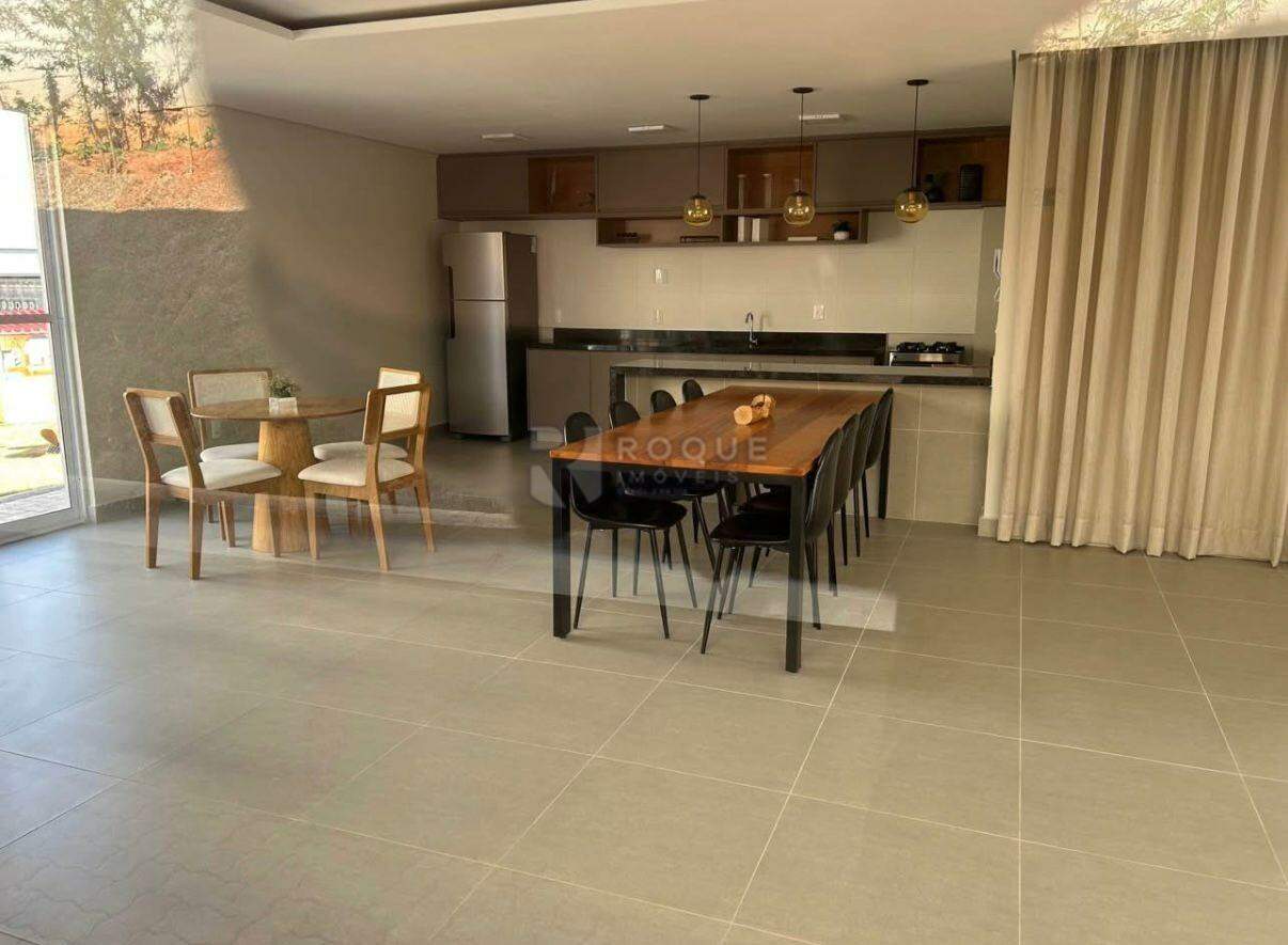 Apartamento à venda no bairro Jardim Esteves: 