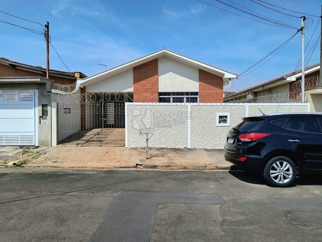 Casa Residencial para aluguel no bairro Doutor João Batista Levy: Fachada
