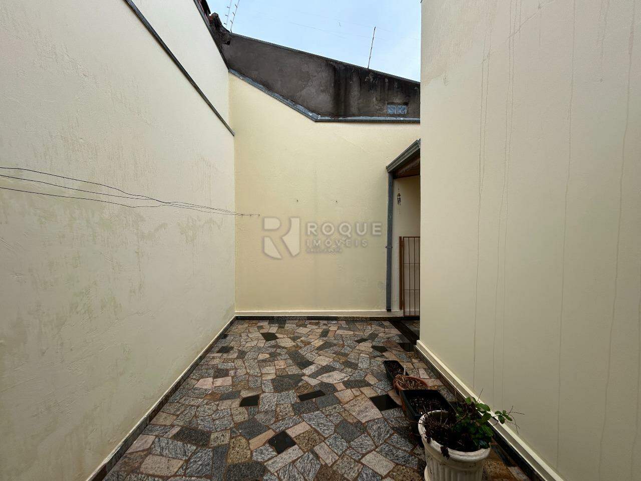 Casa Residencial para aluguel no bairro Parque das Nações: Fundo
