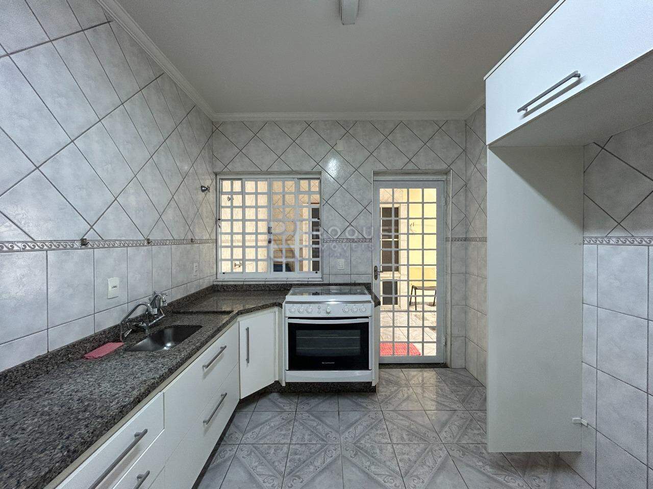 Casa Residencial para aluguel no bairro Parque das Nações: Cozinha