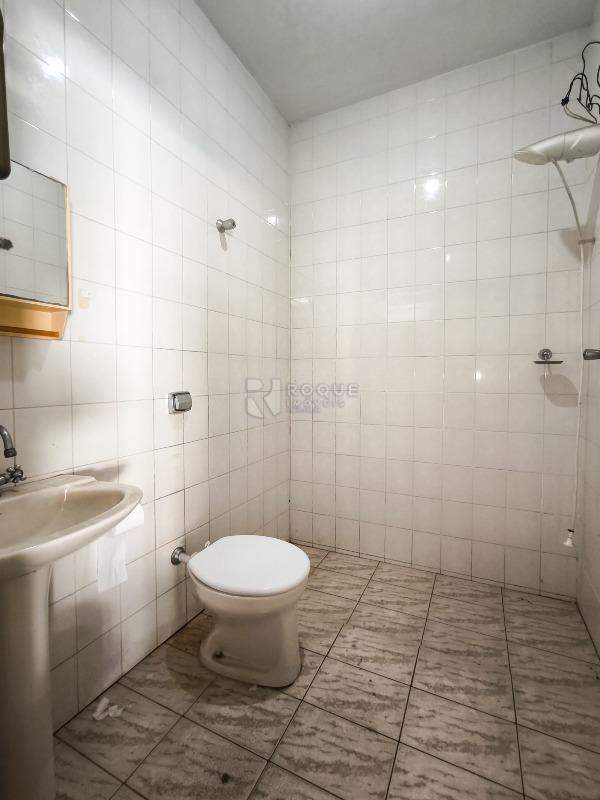 Casa Residencial à venda no bairro Boa Vista: BANHEIRO SOCIAL SALÃO