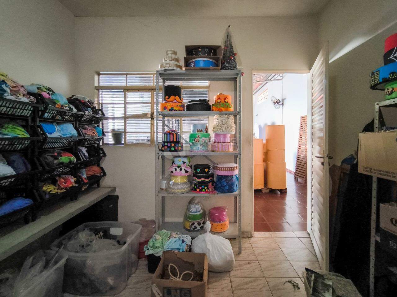 Casa Residencial à venda no bairro Boa Vista: DEPÓSITO SALÃO