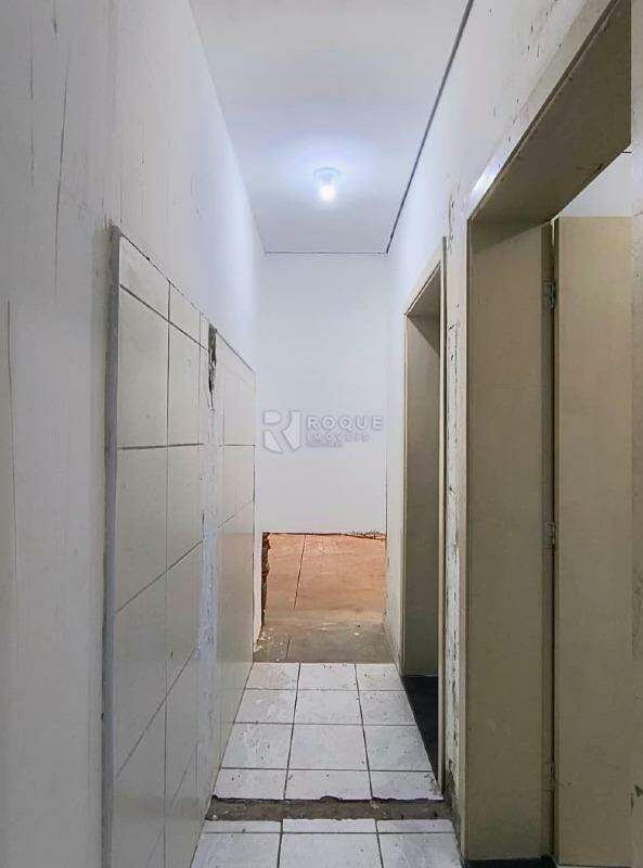 Salão para aluguel no bairro Vila Claudia: Hall Wc 