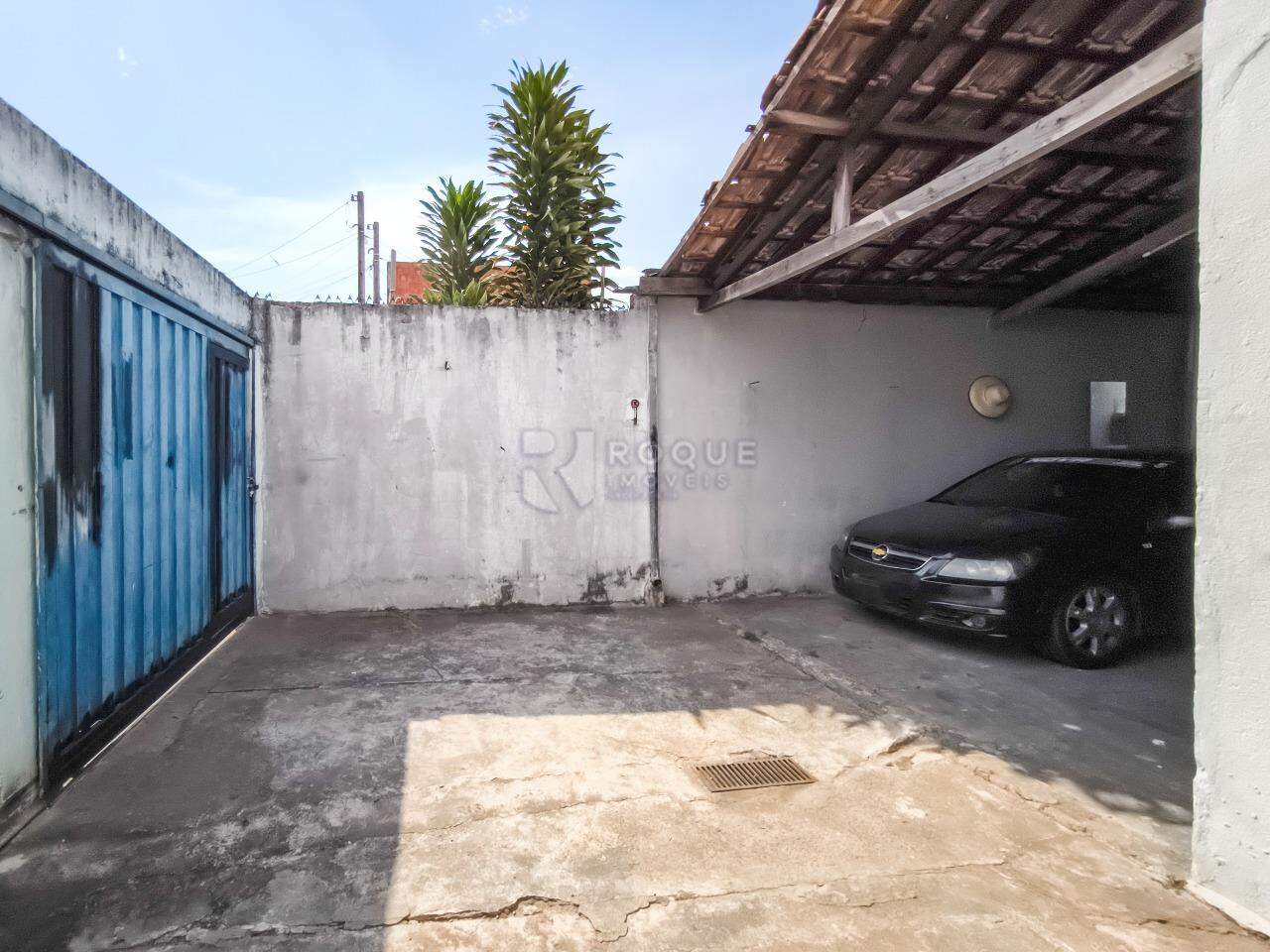 Casa Residencial à venda no bairro Jardim Odecio Degan: GARAGEM