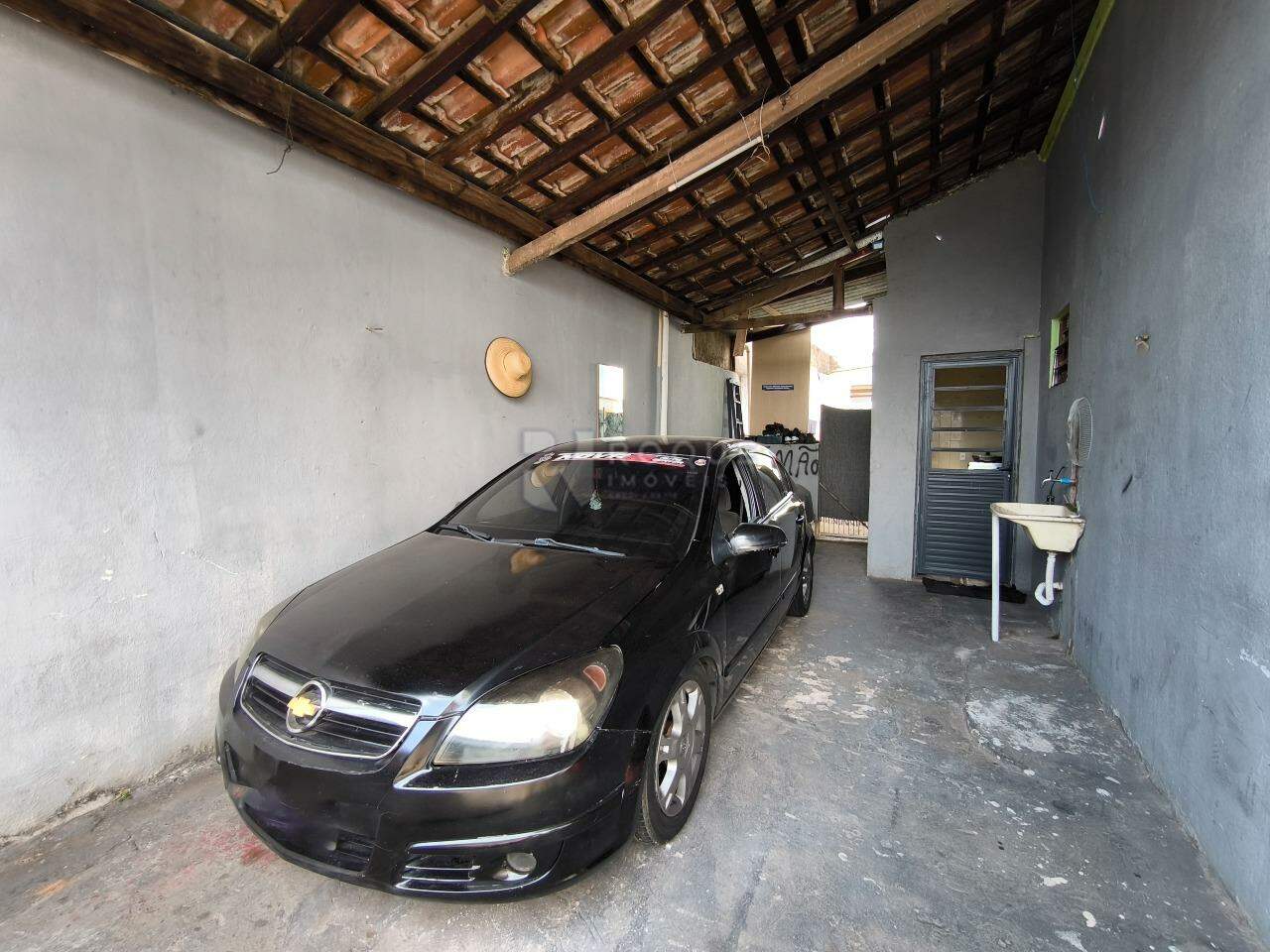 Casa Residencial à venda no bairro Jardim Odecio Degan: GARAGEM