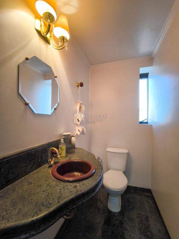 Apartamento à venda no bairro Centro: LAVABO