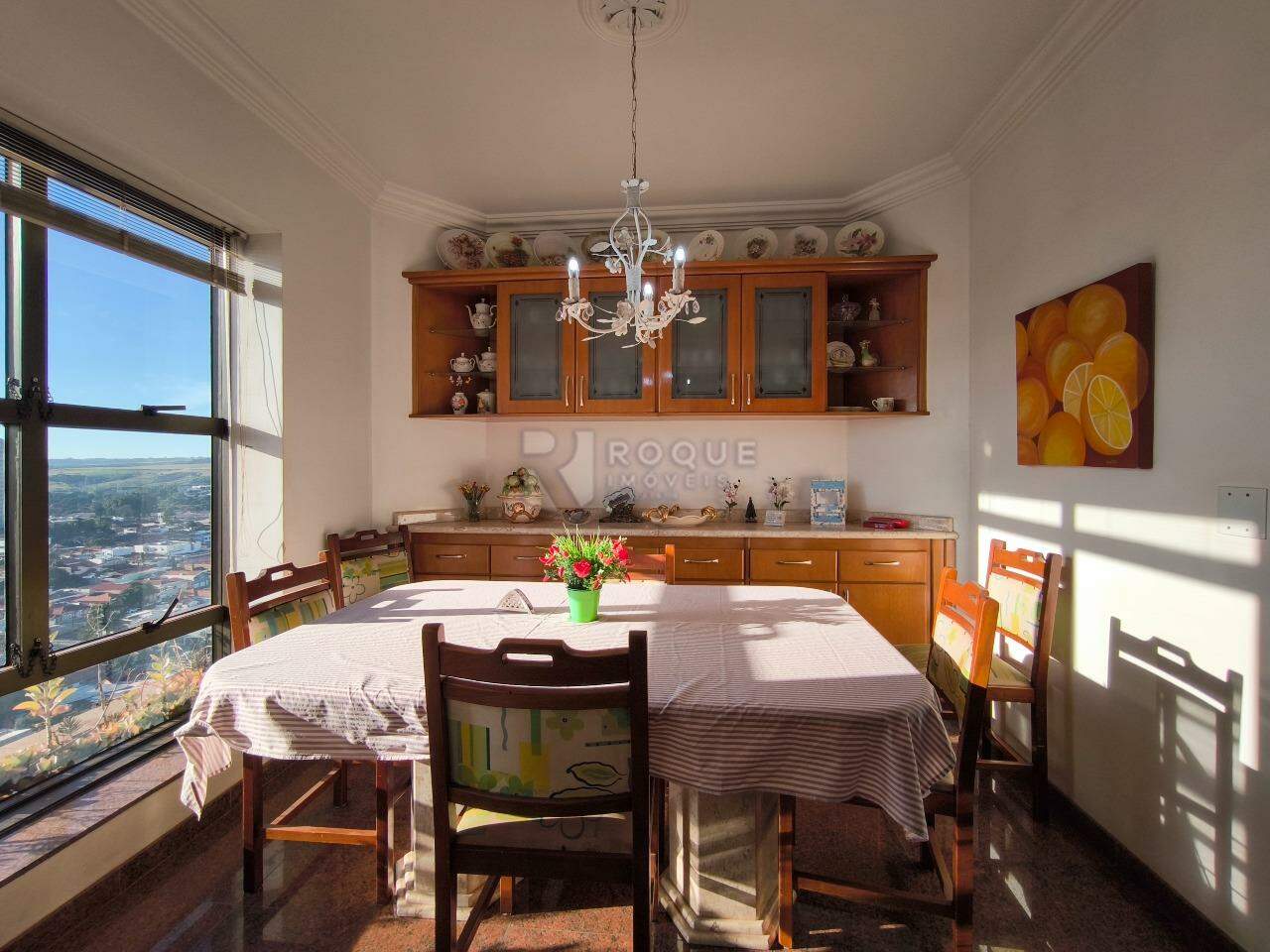 Apartamento à venda no bairro Centro: SALA DE CAFÉ DA MANHÃ
