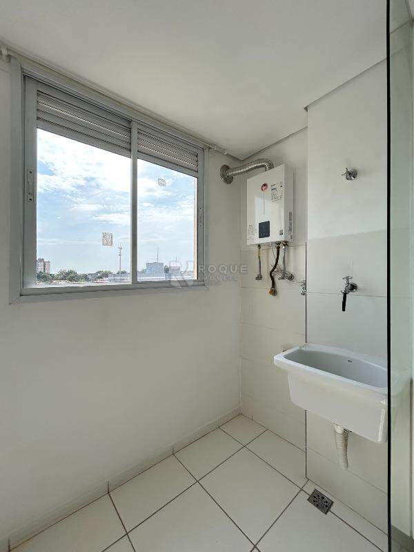 Apartamento para aluguel no bairro Jardim Trevo: Área de serviço 