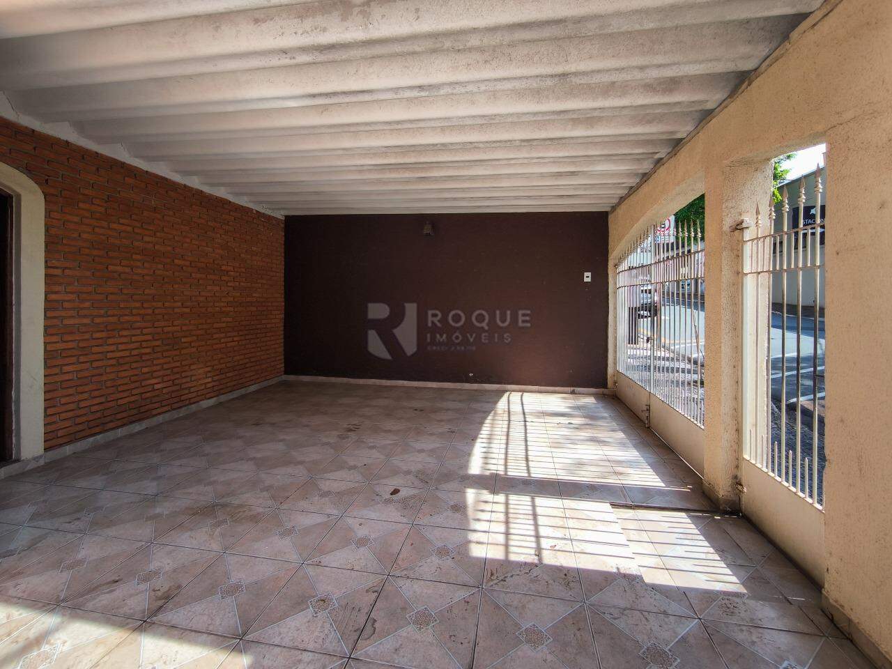 Casa Residencial à venda no bairro Centro: GARAGEM
