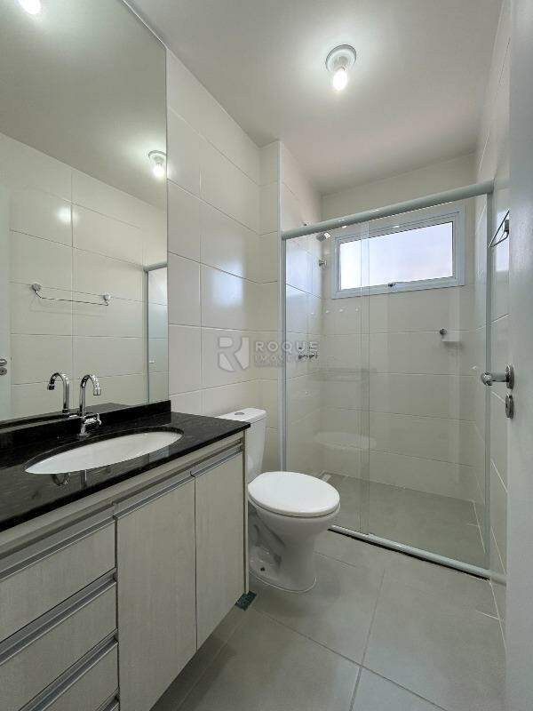 Apartamento para aluguel no bairro Jardim Santa Adélia: WC suíte 