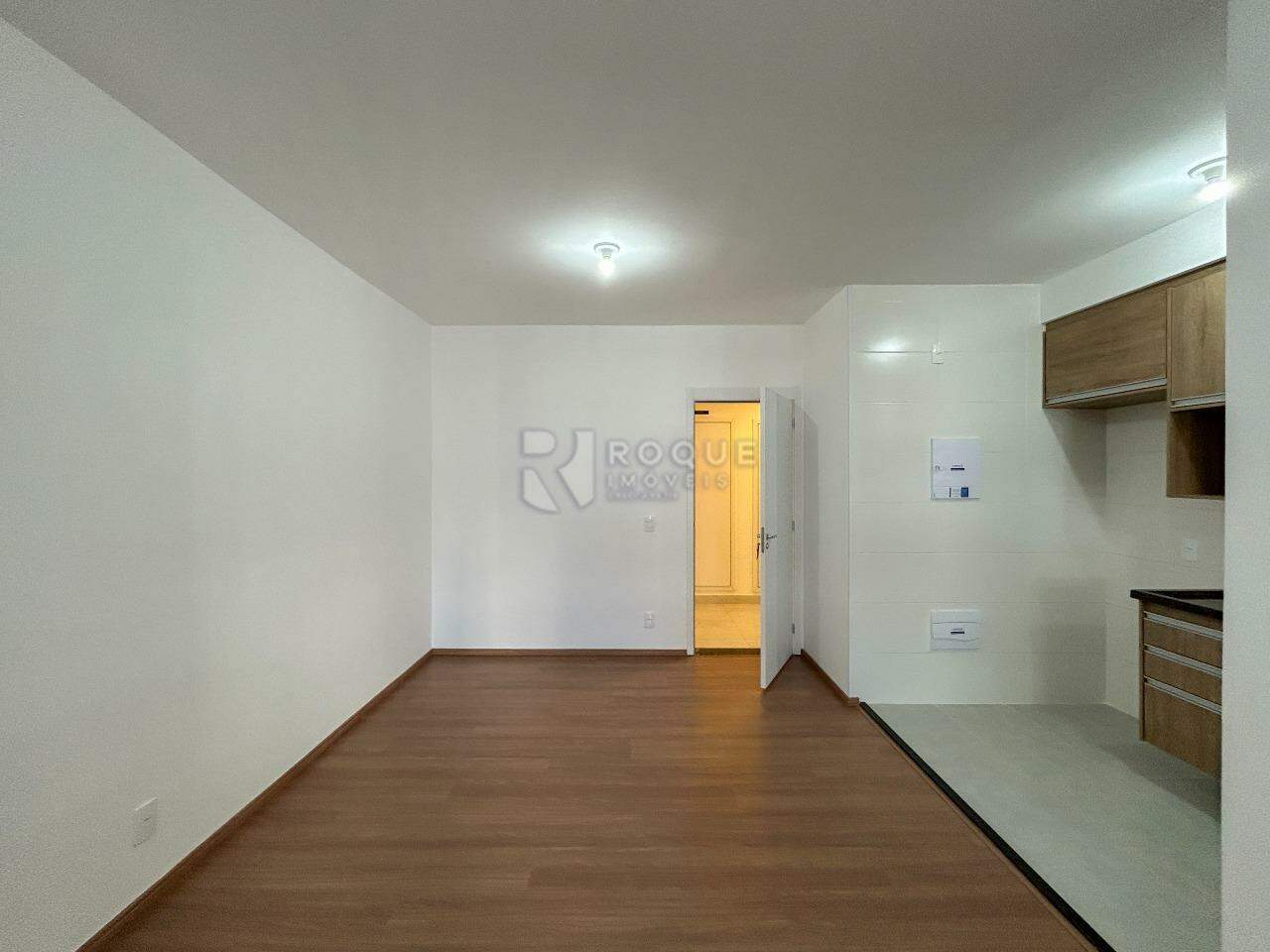 Apartamento para aluguel no bairro Jardim Santa Adélia: Sala 