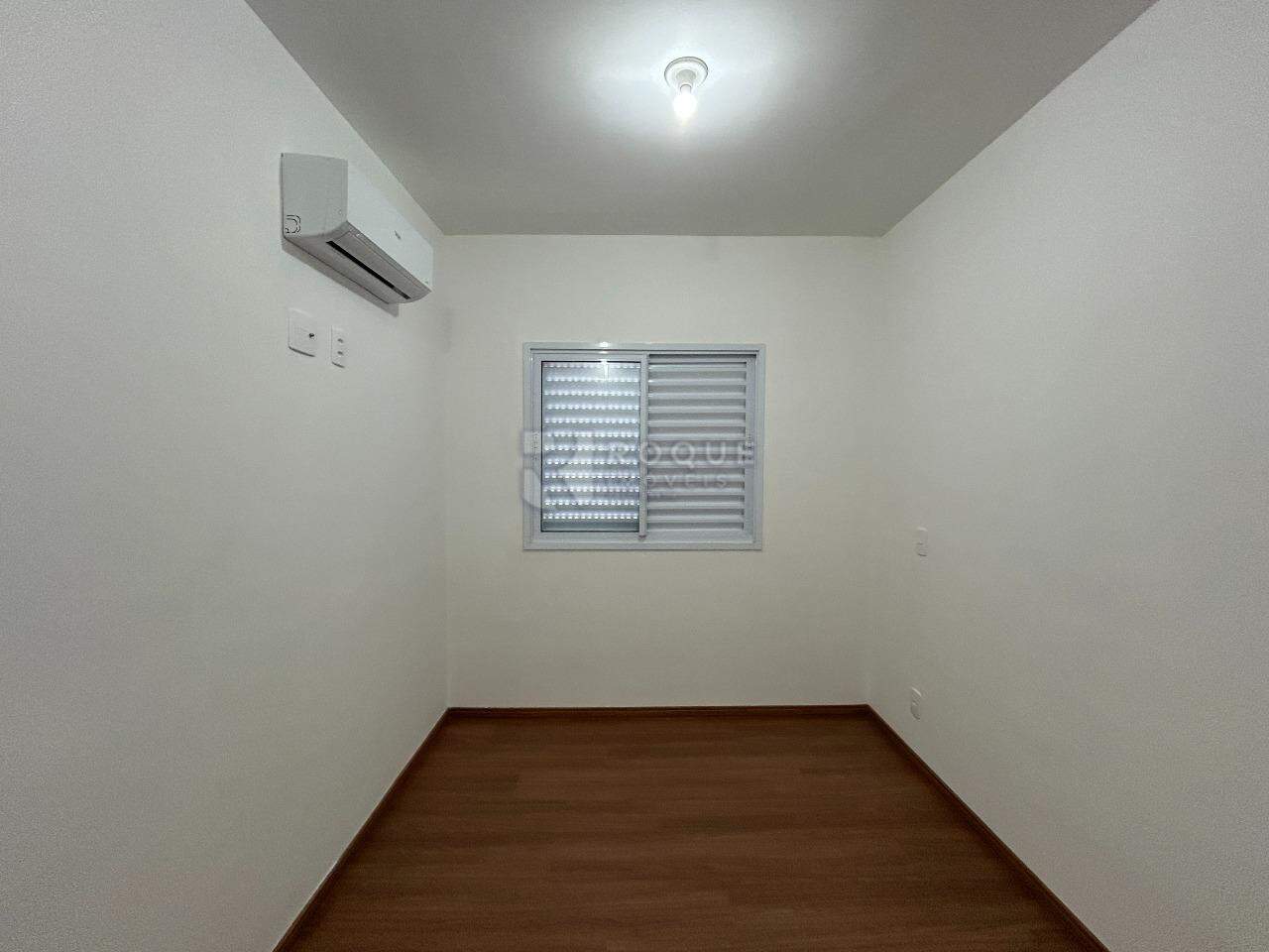 Apartamento para aluguel no bairro Jardim Santa Adélia: Dormitório 2 suíte 