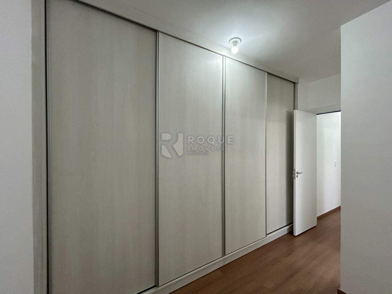 Apartamento para aluguel no bairro Jardim Santa Adélia: Dormitório 2 suíte 