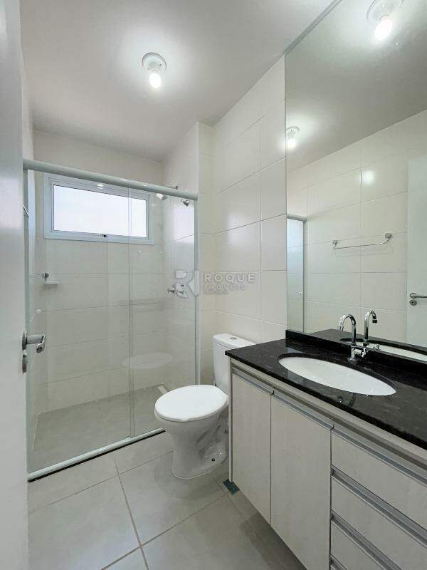 Apartamento para aluguel no bairro Jardim Santa Adélia: WC Social 