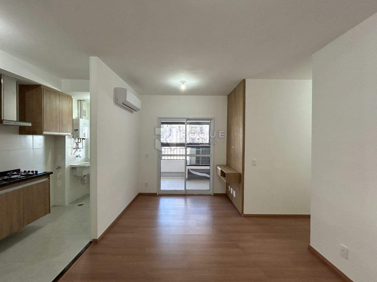 Apartamento para aluguel no bairro Jardim Santa Adélia: Sala 