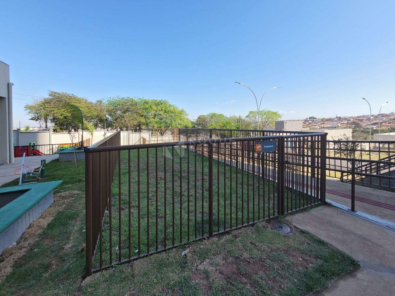 Apartamento à venda no bairro Jardim Manacá: Condomínio