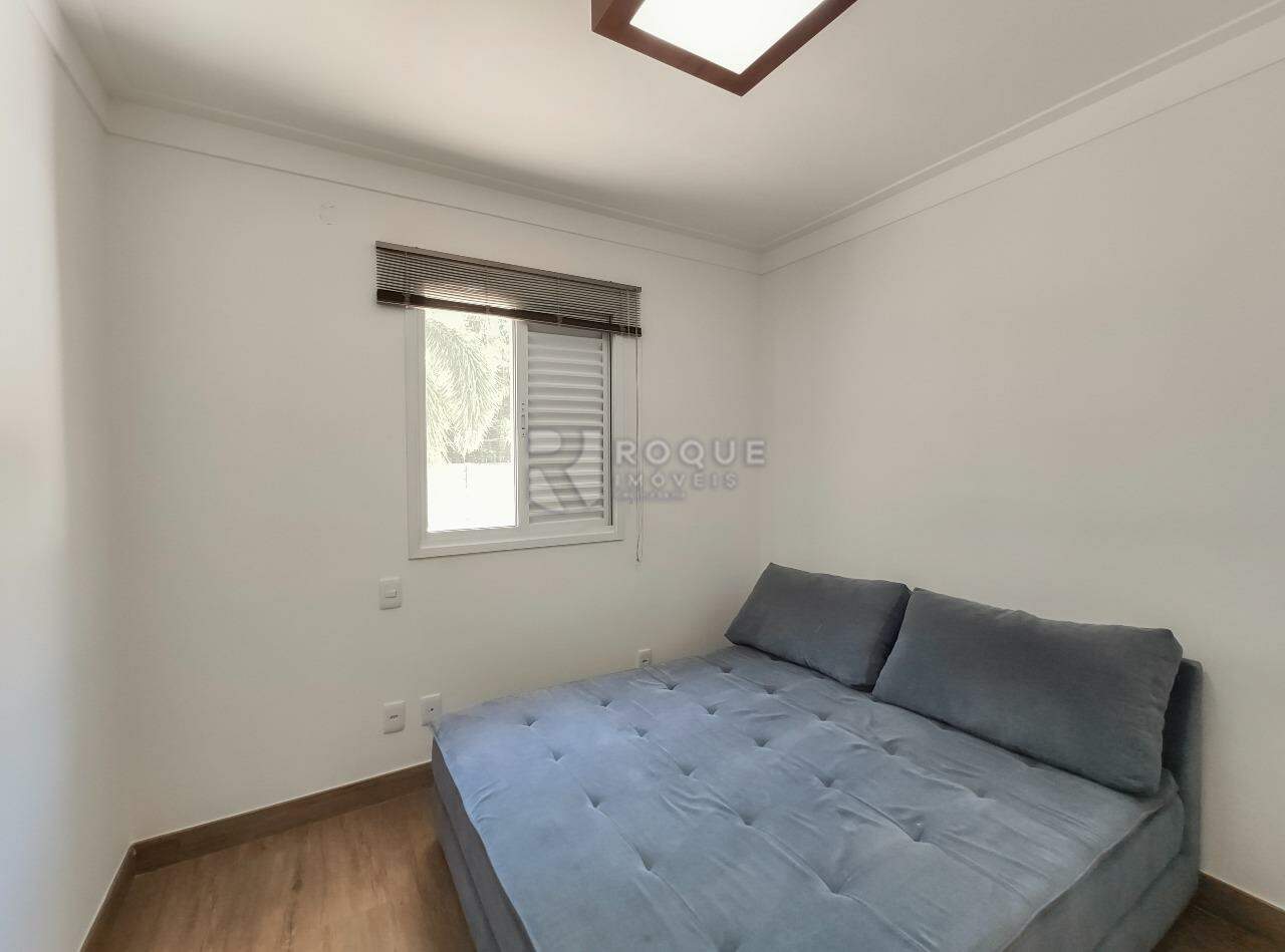 Casa em condomínio à venda no bairro Jardim Aquárius: Dormitório 2
