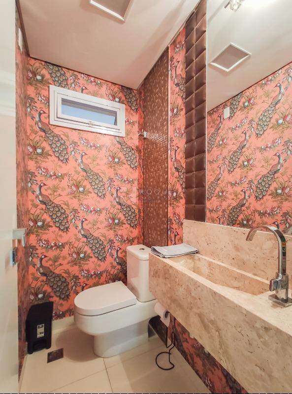 Casa em condomínio à venda no bairro Jardim Aquárius: Lavabo 