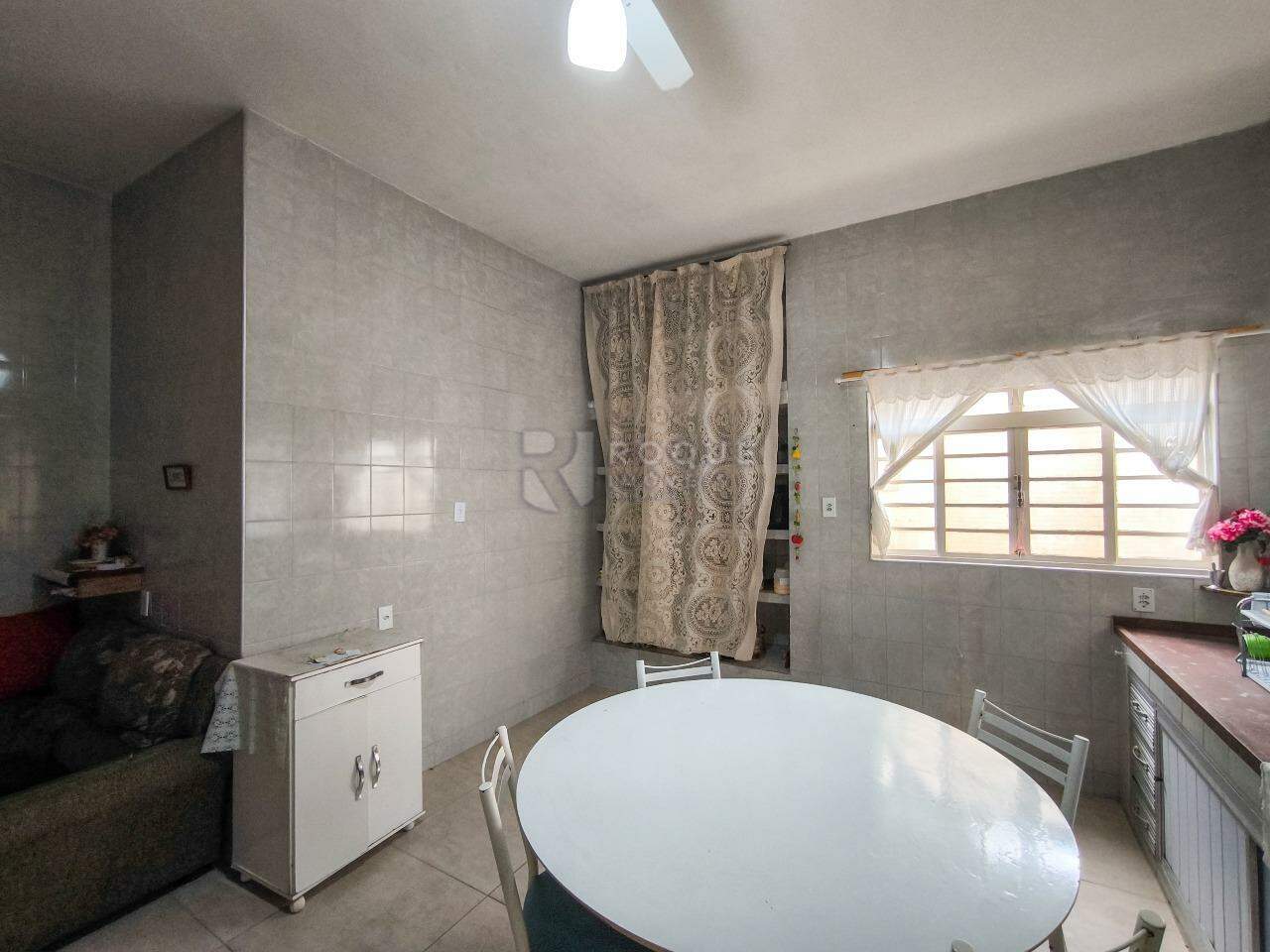 Casa Residencial à venda no bairro Vila Jacon: COZINHA