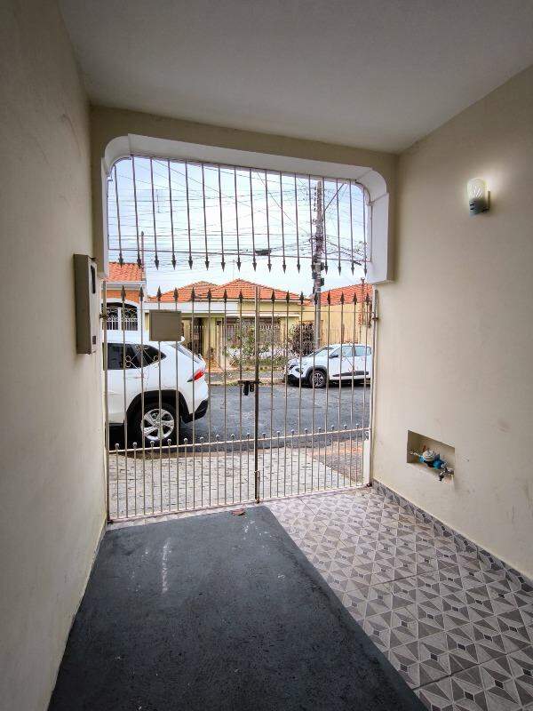 Casa Residencial à venda no bairro Vila Jacon: ENTRADA