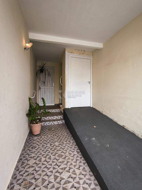 Casa Residencial à venda no bairro Vila Jacon: GARAGEM