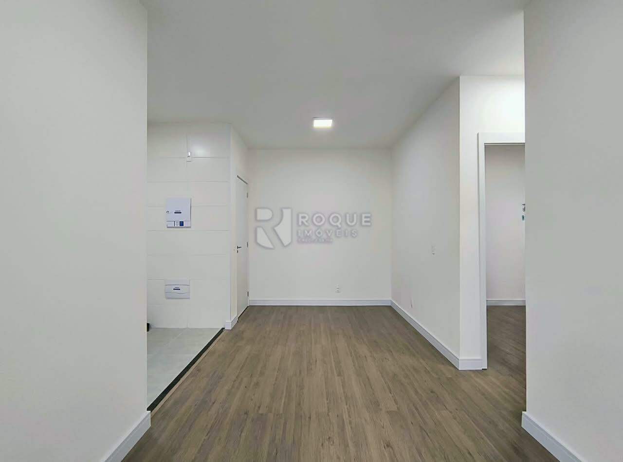 Apartamento para aluguel no bairro Jardim Santa Adélia: Sala