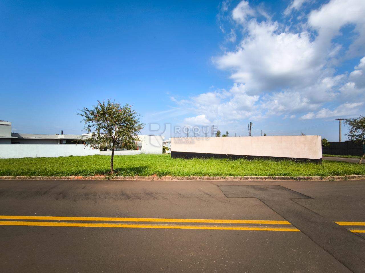 Terreno em condomínio à venda no bairro Residenciais Fazenda Itapema: