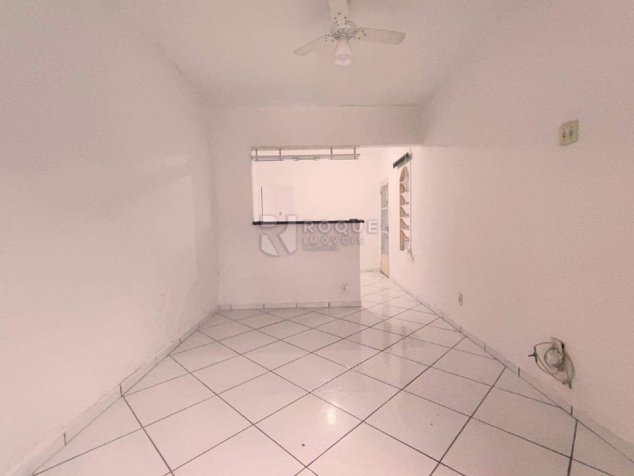 Casa Residencial para aluguel no bairro Parque Real: Sala