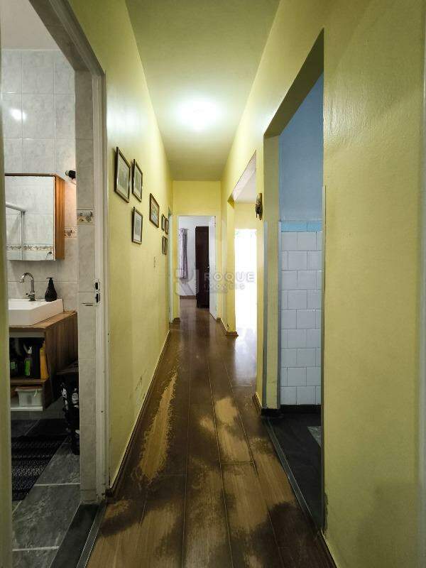 Casa Residencial à venda no bairro Parque Real: CORREDOR INTERNO