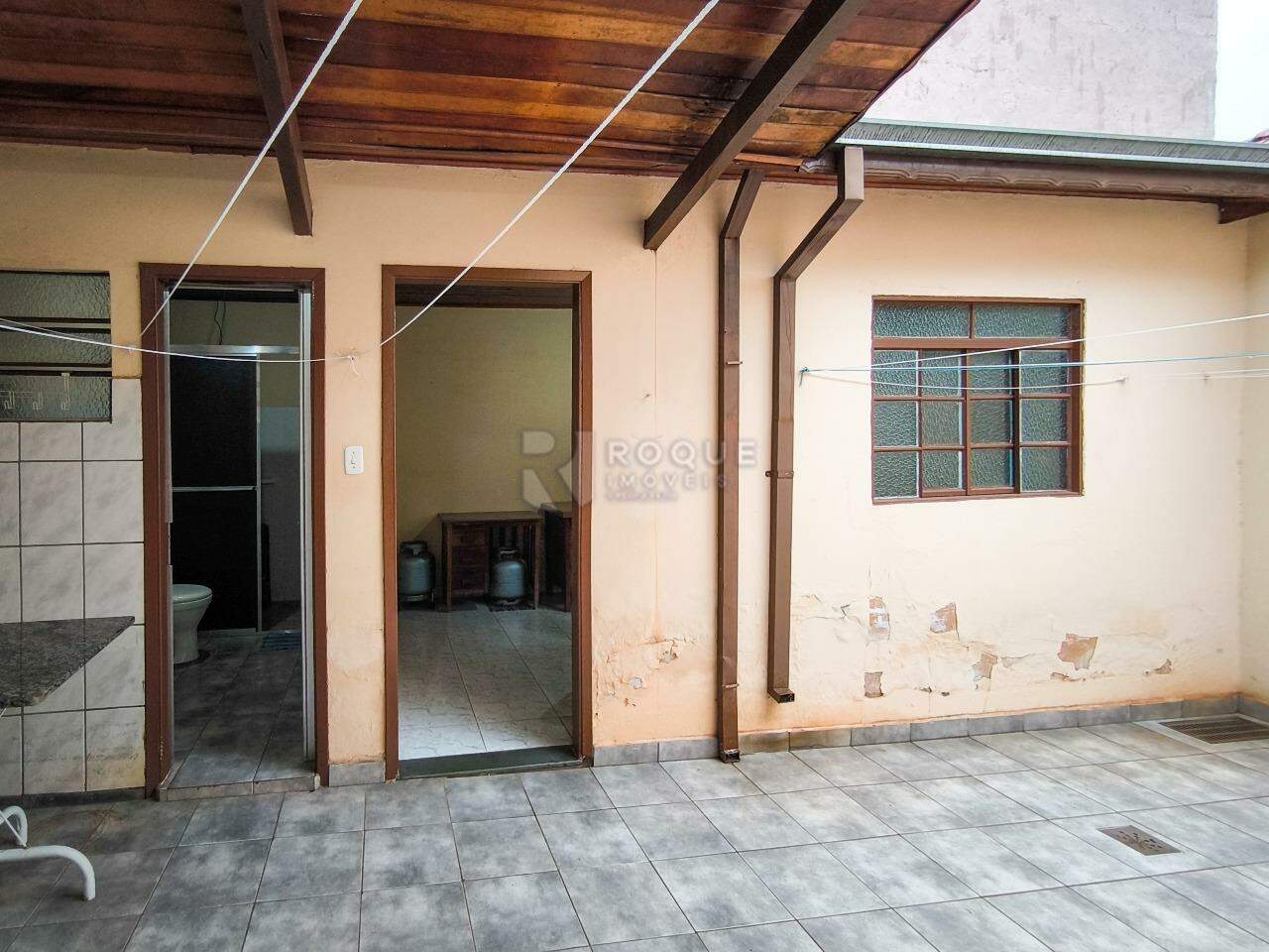 Casa Residencial à venda no bairro Parque Real: DEPÓSITO