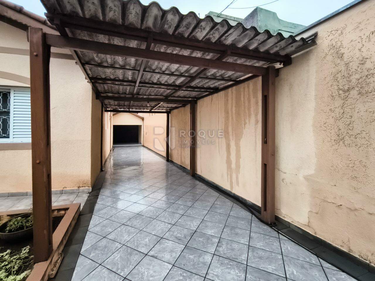 Casa Residencial à venda no bairro Parque Real: GARAGEM
