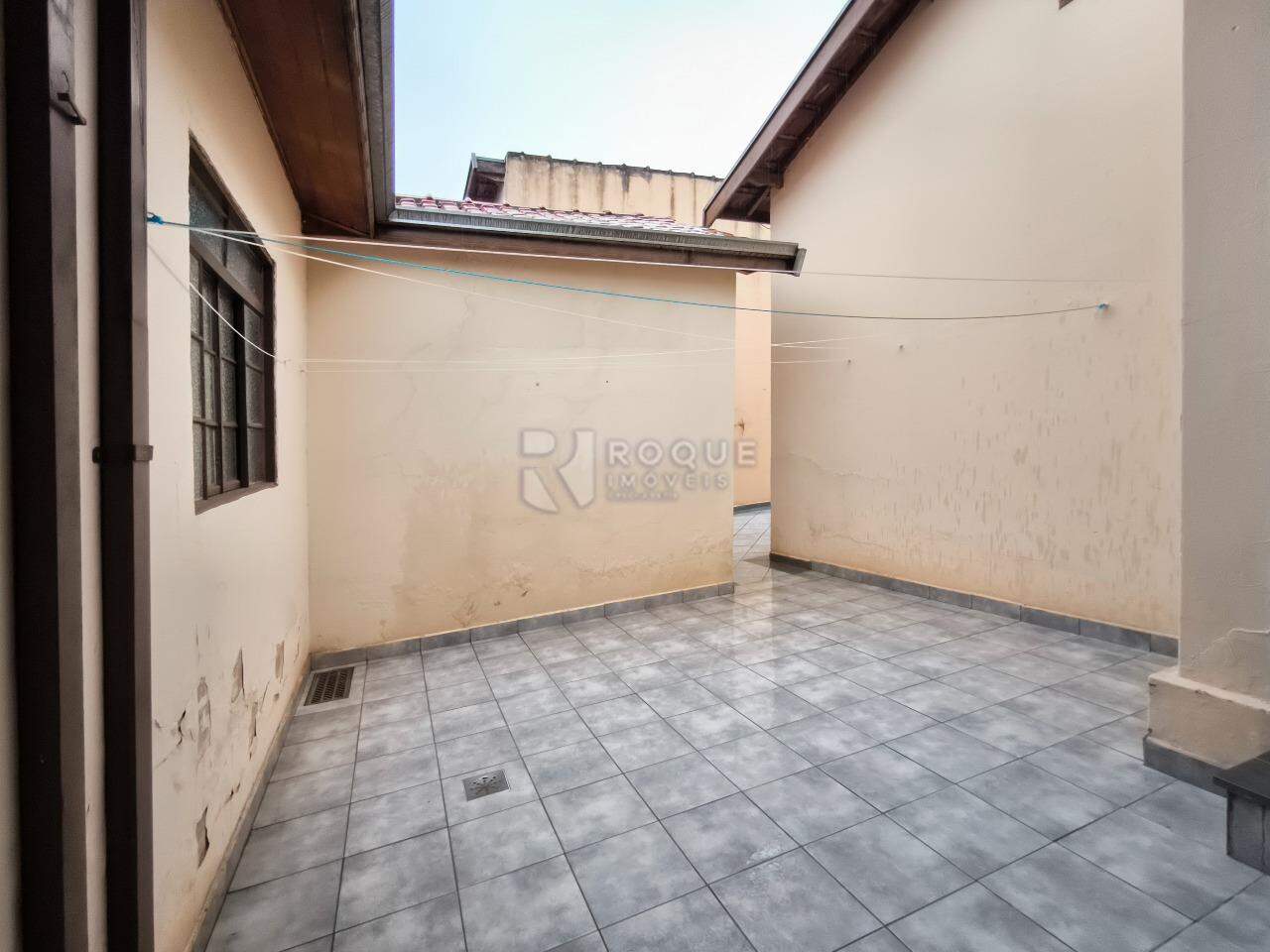 Casa Residencial à venda no bairro Parque Real: ÁREA DE VARAL