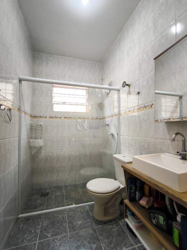 Casa Residencial à venda no bairro Parque Real: BANHEIRO SOCIAL