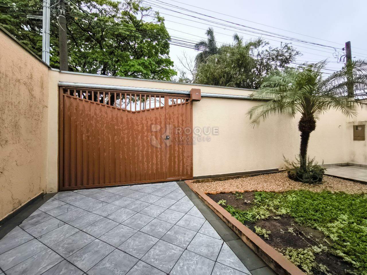 Casa Residencial à venda no bairro Parque Real: ENTRADA
