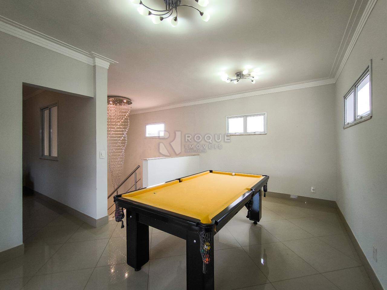 Casa em condomínio à venda no bairro JARDIM PORTO REAL I: SALA DE JOGOS