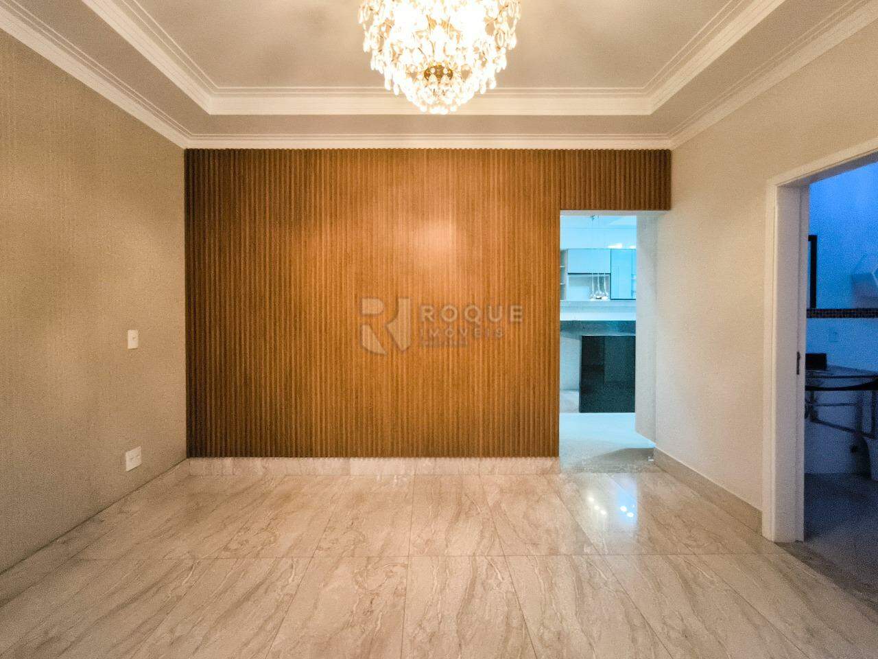 Casa em condomínio à venda no bairro JARDIM PORTO REAL I: SALA DE ESTAR