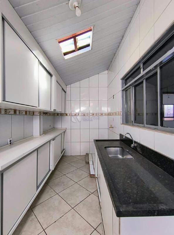 Casa Residencial para aluguel no bairro Jardim São Francisco: Lavanderia