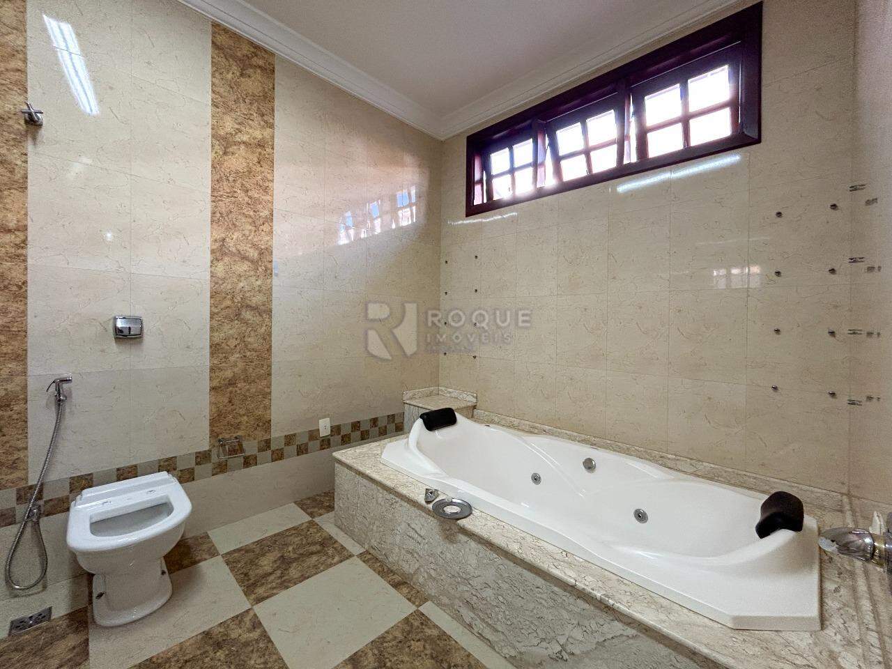 Casa em condomínio para aluguel no bairro Jardim Parque Avenida: WC suíte 