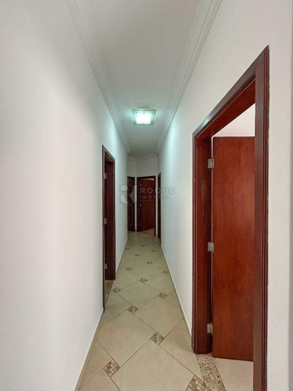 Casa em condomínio para aluguel no bairro Jardim Parque Avenida: Hall 