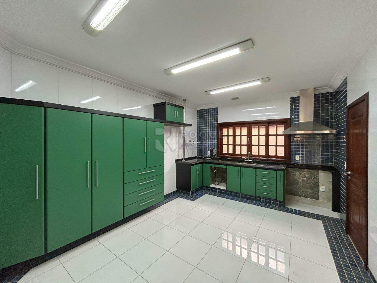 Casa em condomínio para aluguel no bairro Jardim Parque Avenida: Cozinha 