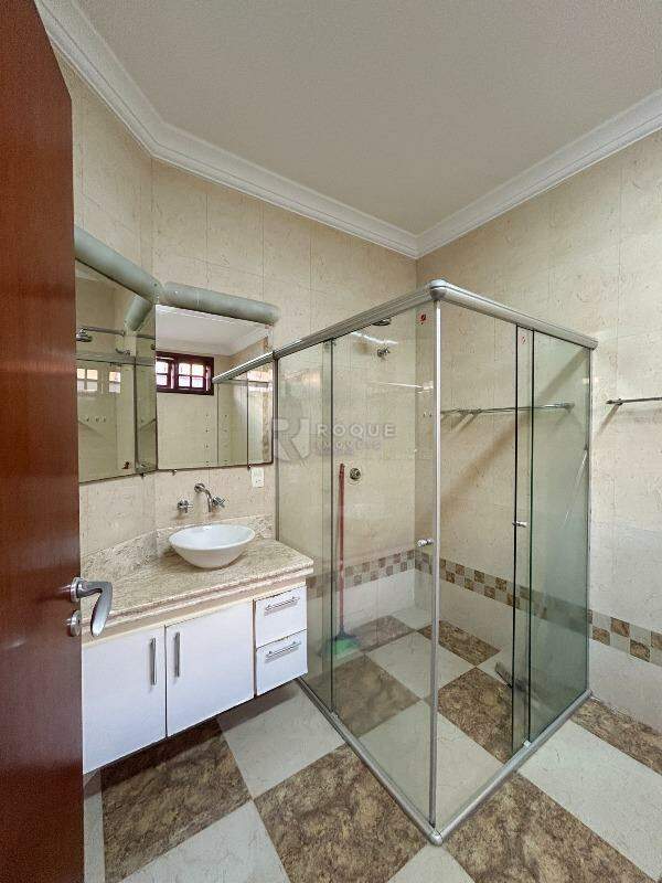 Casa em condomínio para aluguel no bairro Jardim Parque Avenida: WC suíte 